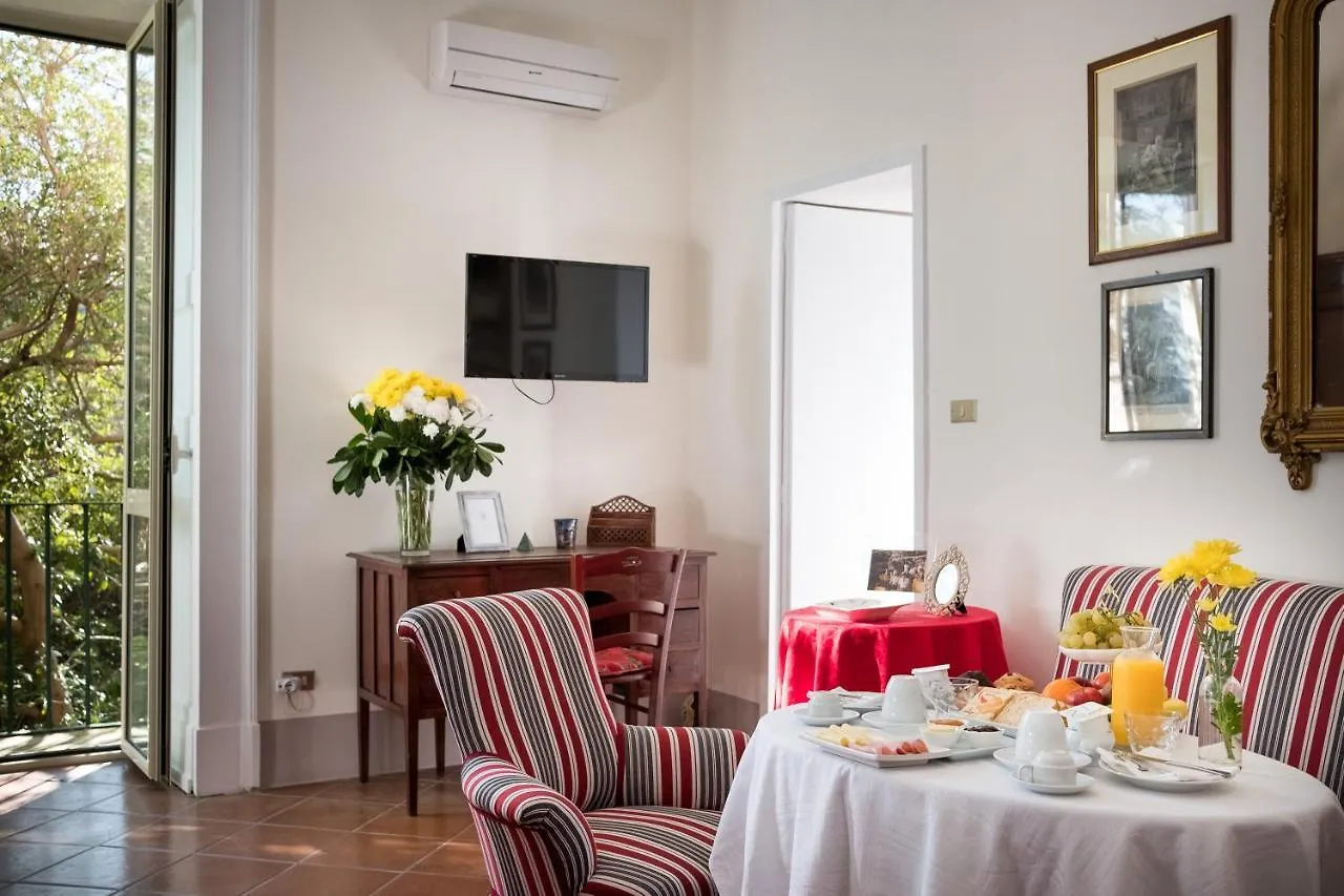 Palazzo Bernardini Suites Lecce Bed & Breakfast