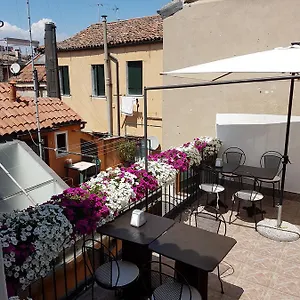 Al Portico Pensión Venecia