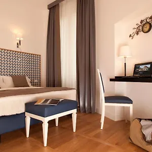 Floris 3* Rome